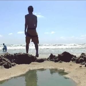 Meet your Posher, Max